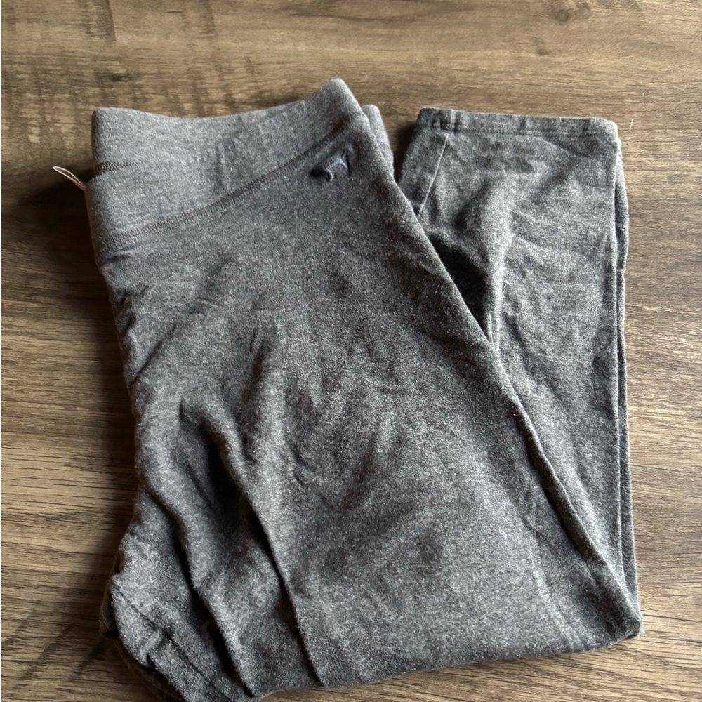 Gray capris